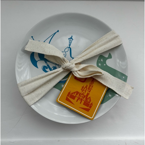Disney Parks Magic Kingdom 50th Anniversary 4 Plate Set designed by Kevin & Jody - Picture 2 of 7